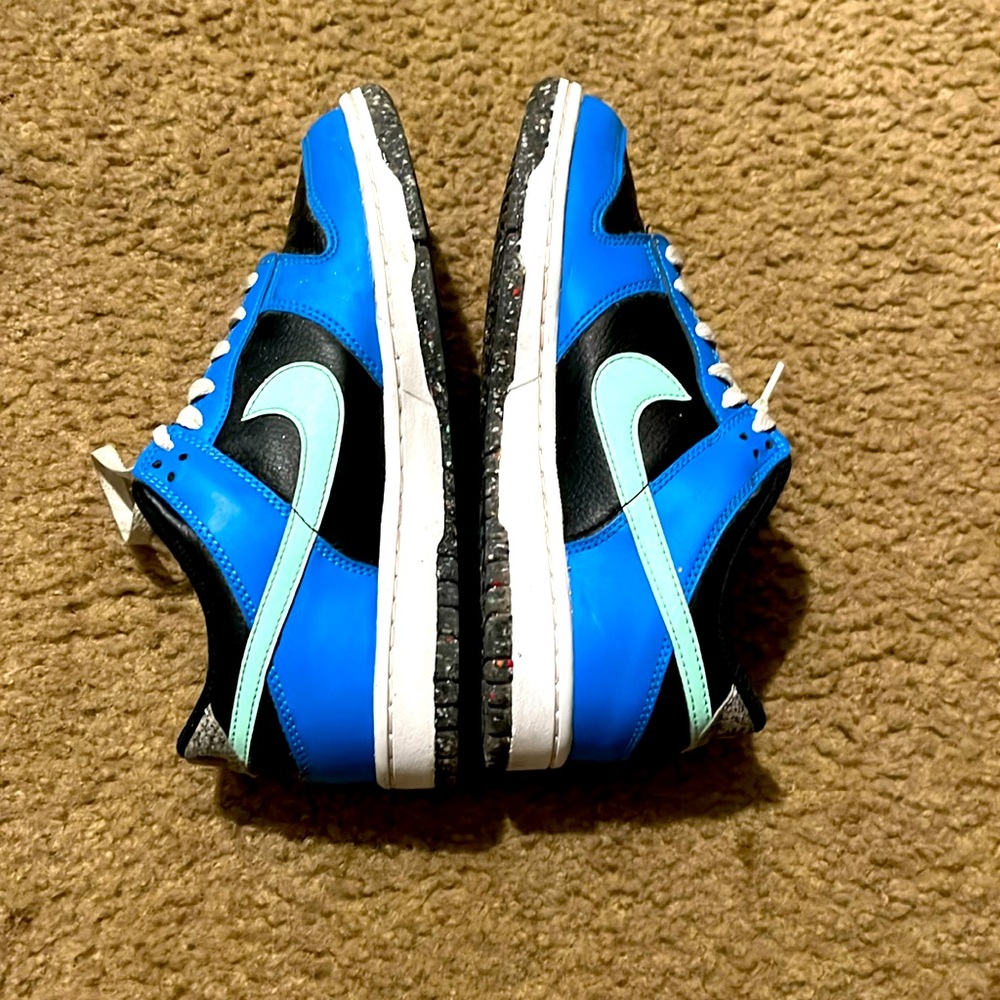 COPY - COPY - Nike Dunks SE Black and Blue W6  Never Worn!!